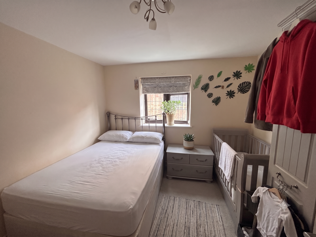 Swakeleys Road, Ickenham UB10